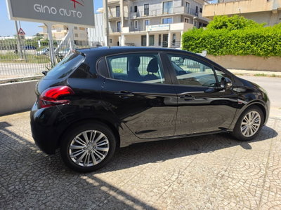 Peugeot 208 82 5 porte Allure (8)