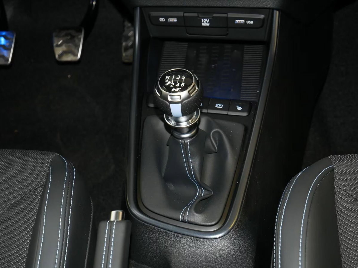 Hyundai i20 1.6 T-GDI MT N-Performance (11)