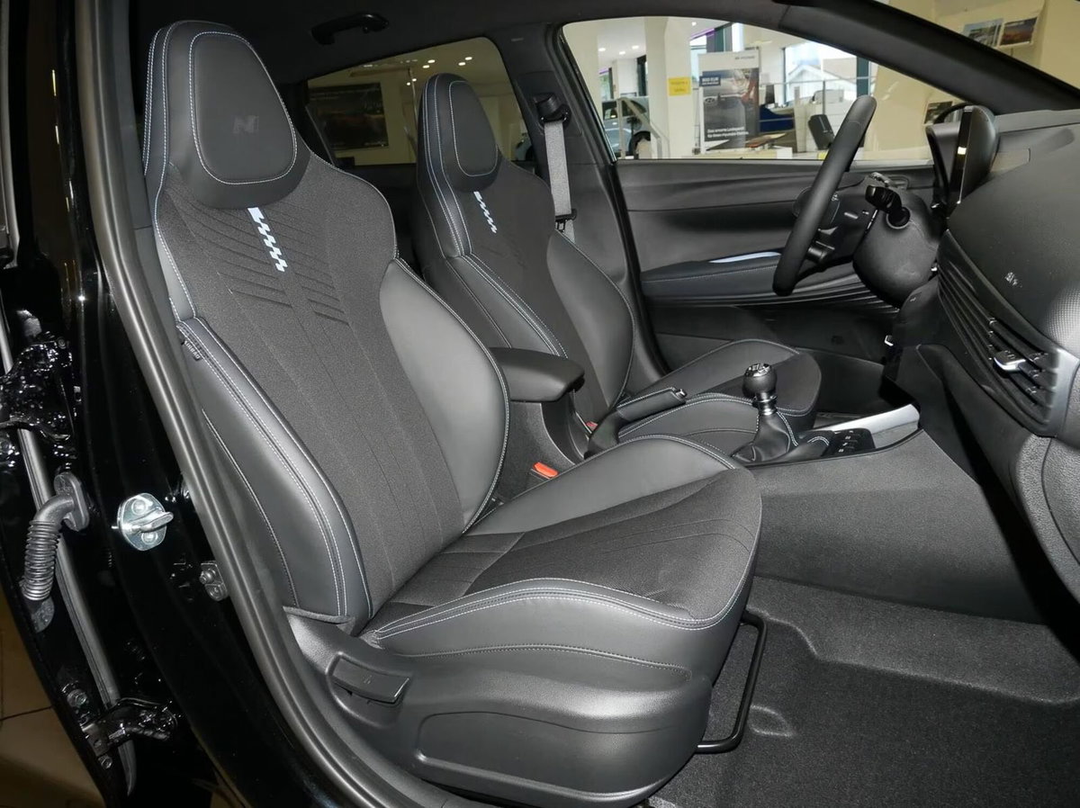 Hyundai i20 1.6 T-GDI MT N-Performance (7)