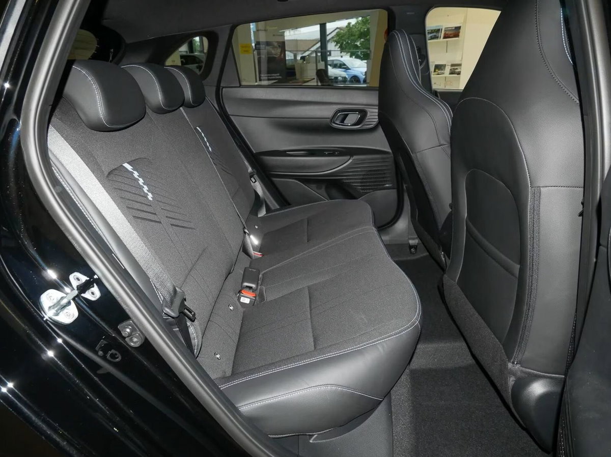 Hyundai i20 1.6 T-GDI MT N-Performance (8)