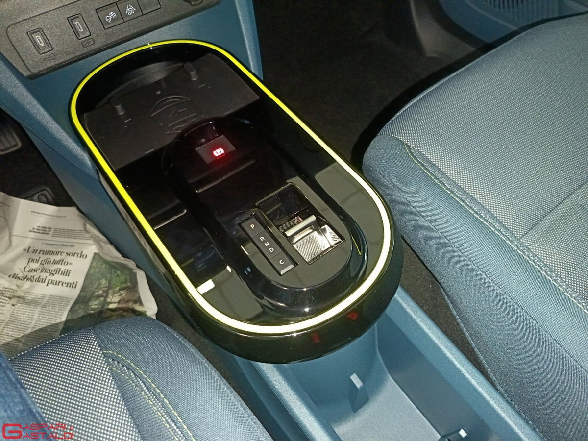 Fiat Grande Panda 44 kWh La Prima (17)
