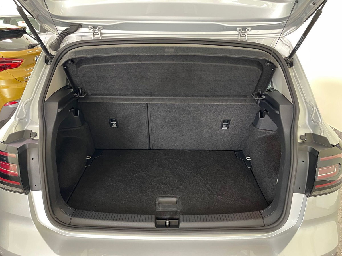 Volkswagen T-Cross 1.0 TSI Style BMT (9)