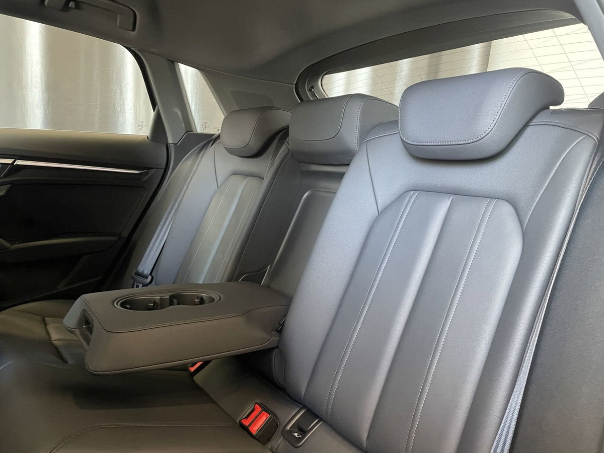 Audi A3 Sportback 35 TFSI S tronic Business (10)
