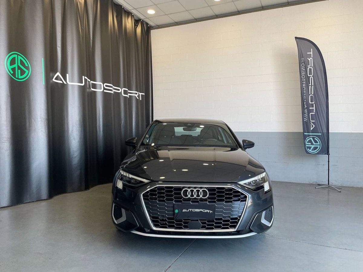 Audi A3 Sportback 35 TFSI S tronic Business (2)