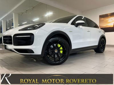Porsche Cayenne 3.0 V6 E-Hybrid usata