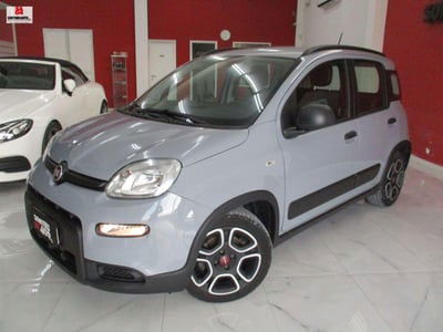 Fiat Panda 1.0 FireFly S&S Hybrid City Cross usata