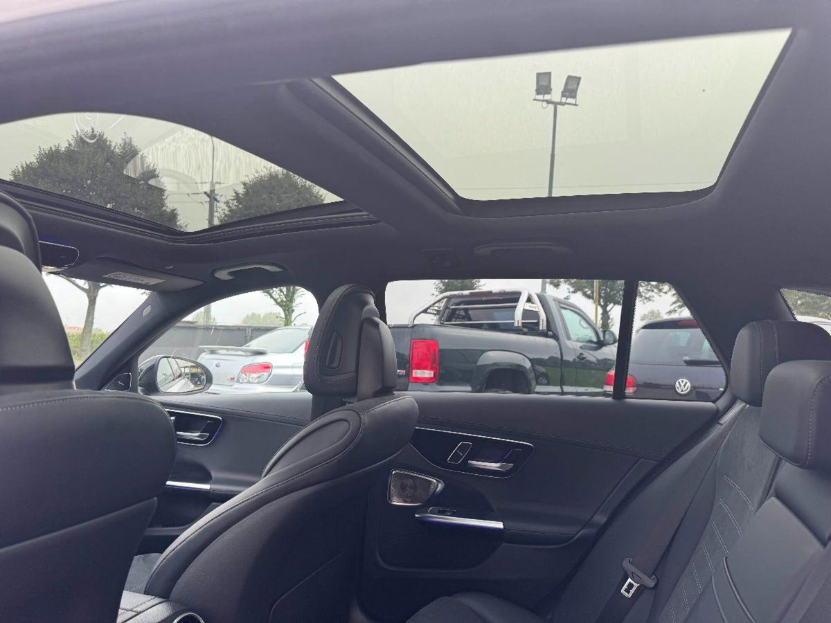 Mercedes-Benz Classe C 300 d Auto Premium (12)