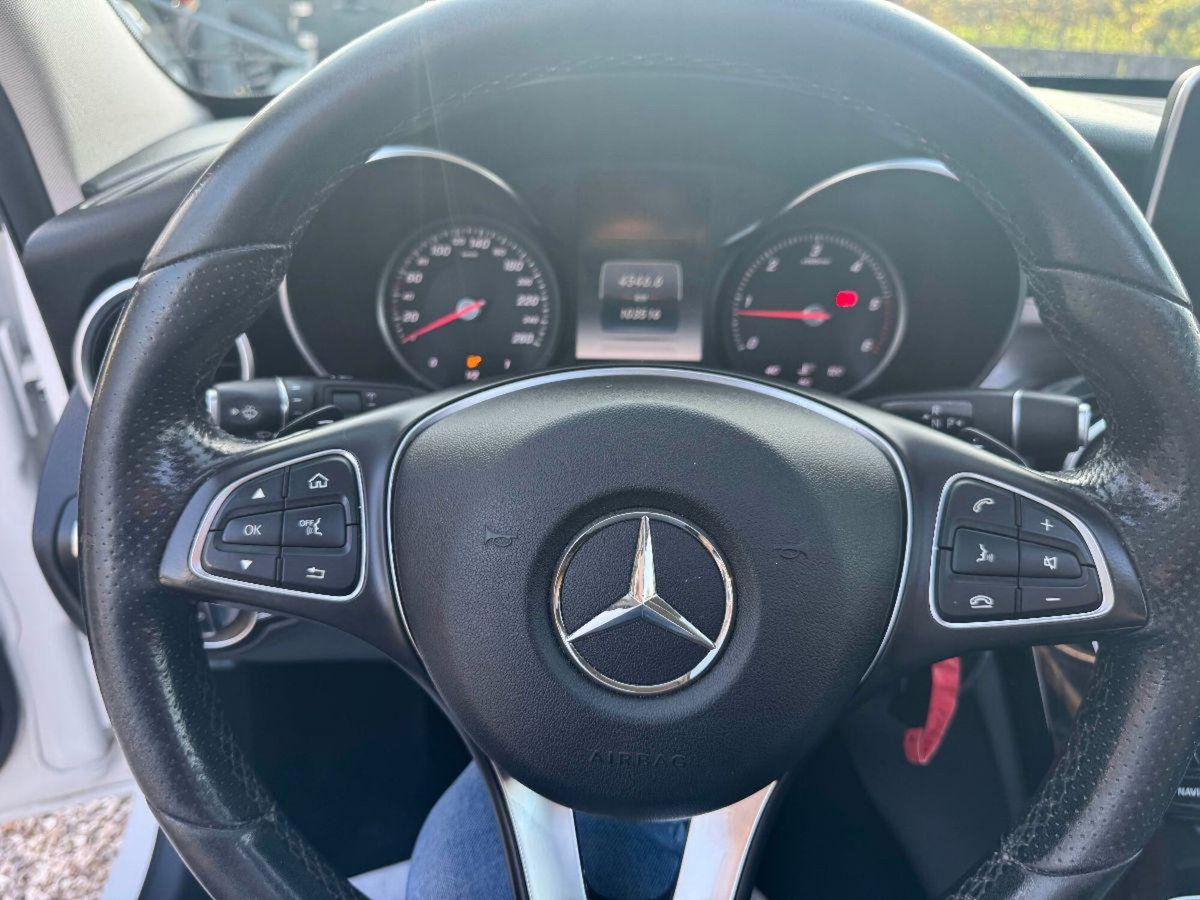 Mercedes-Benz Classe C 220 d 4Matic Auto Premium (14)