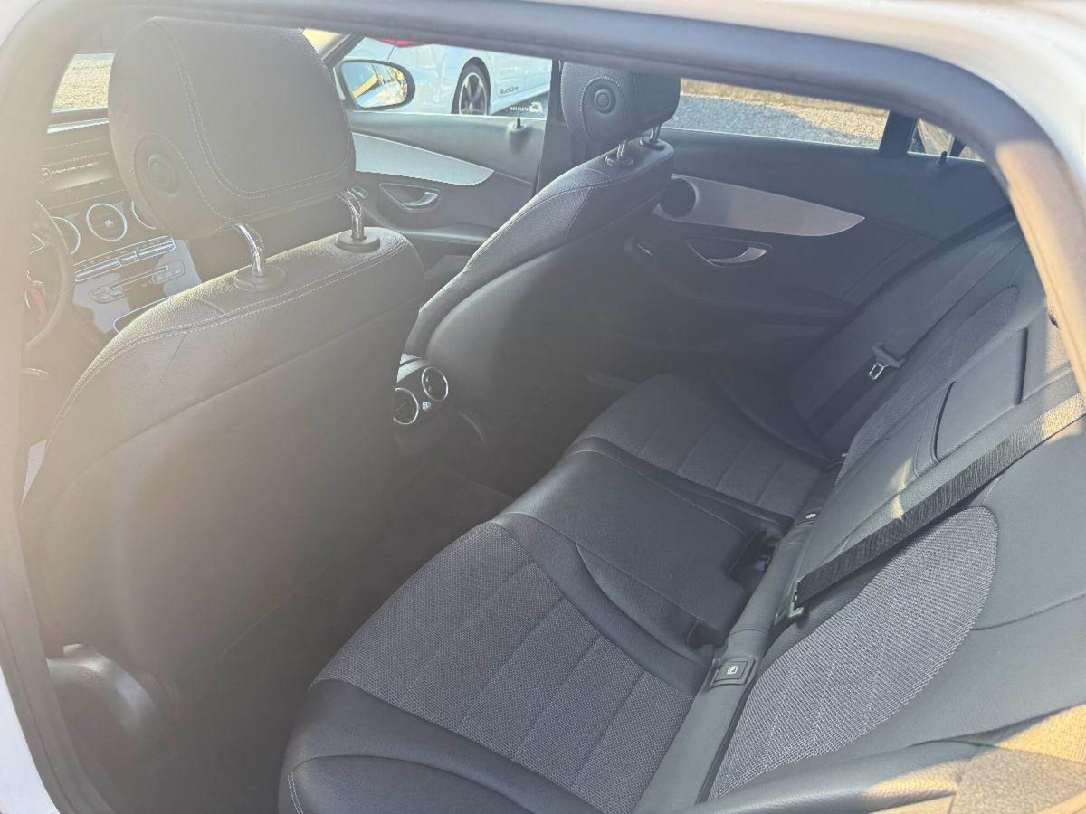 Mercedes-Benz Classe C 220 d 4Matic Auto Premium (9)