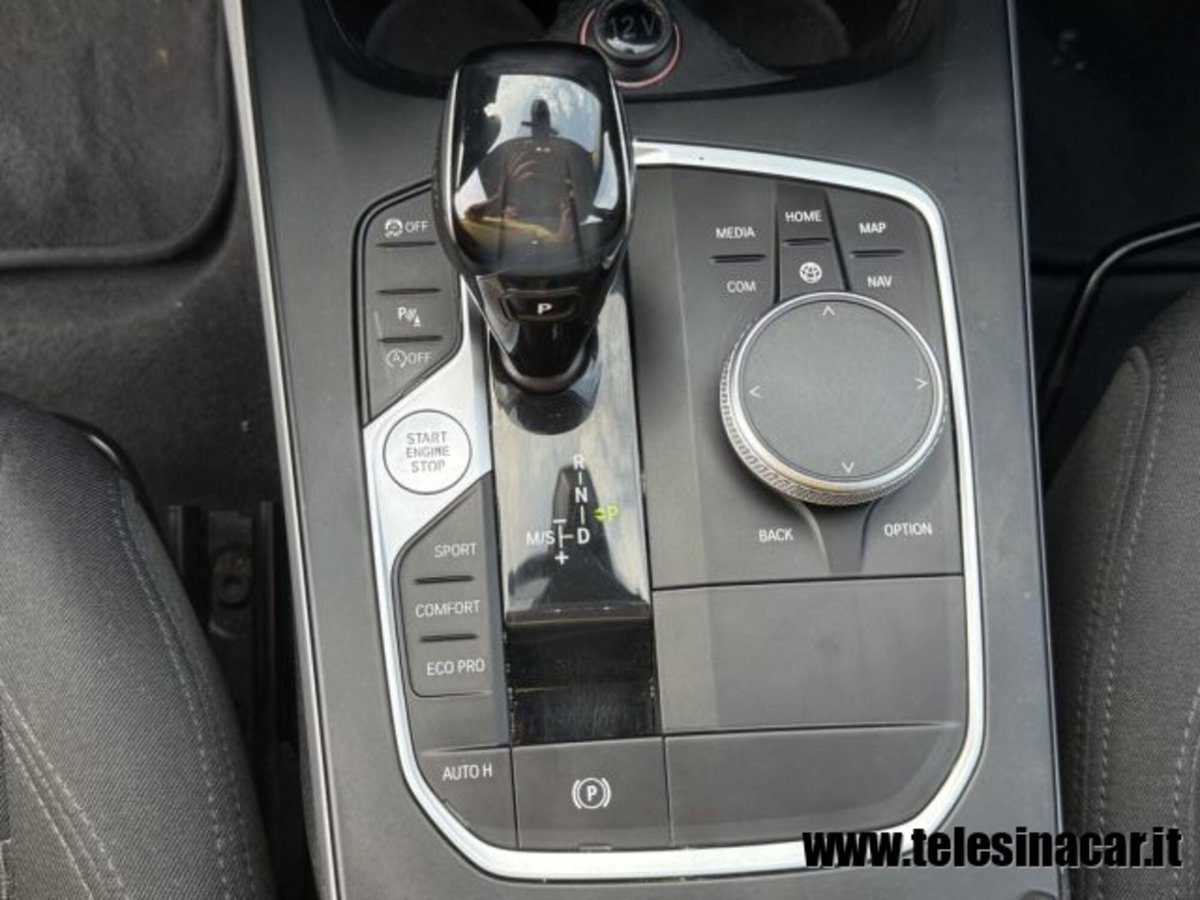 BMW Serie 1 116d 2.0 116CV cat 5 porte Attiva DPF (13)