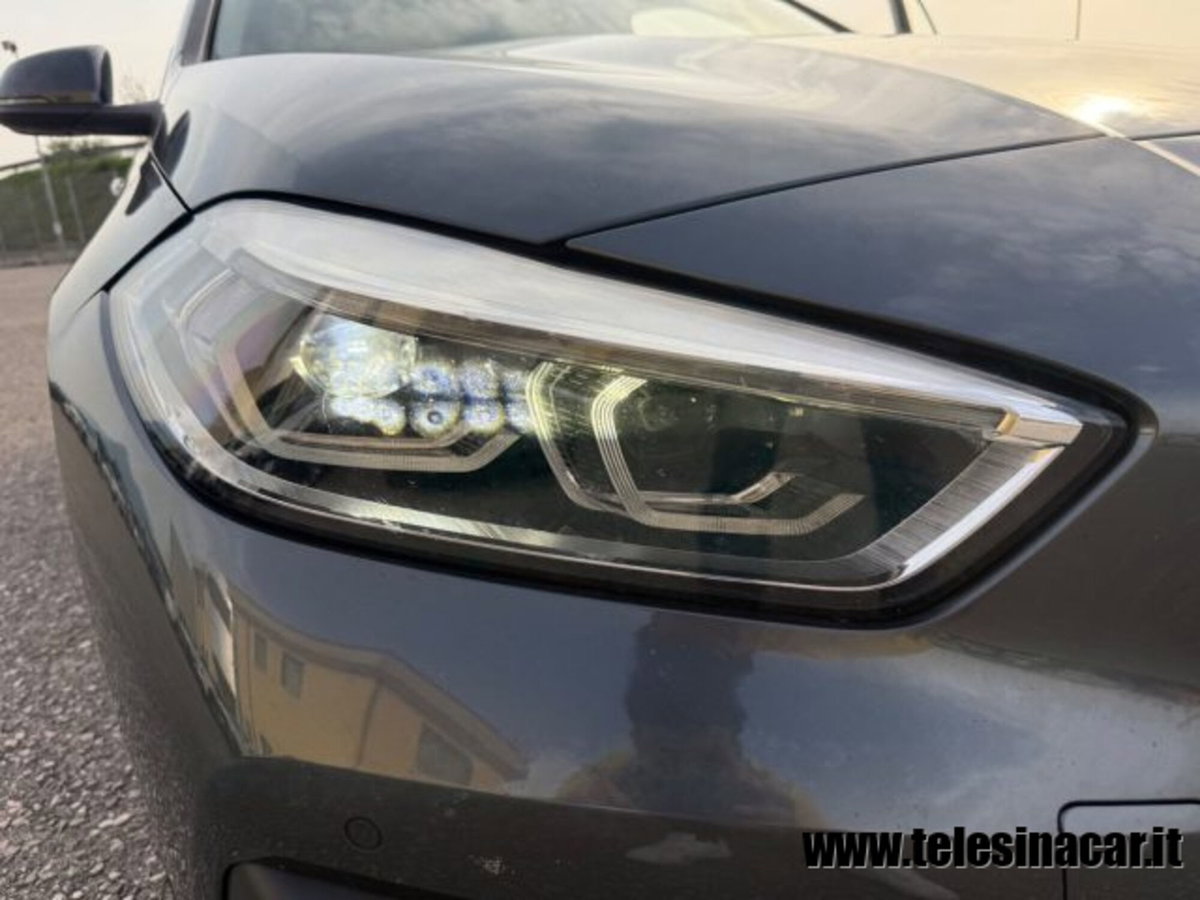 BMW Serie 1 116d 2.0 116CV cat 5 porte Attiva DPF (15)