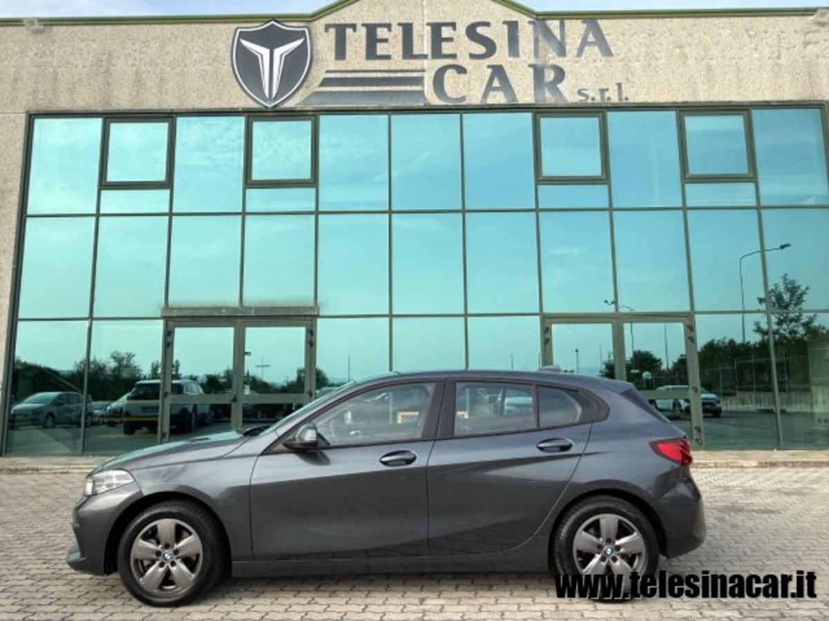BMW Serie 1 116d 2.0 116CV cat 5 porte Attiva DPF (5)