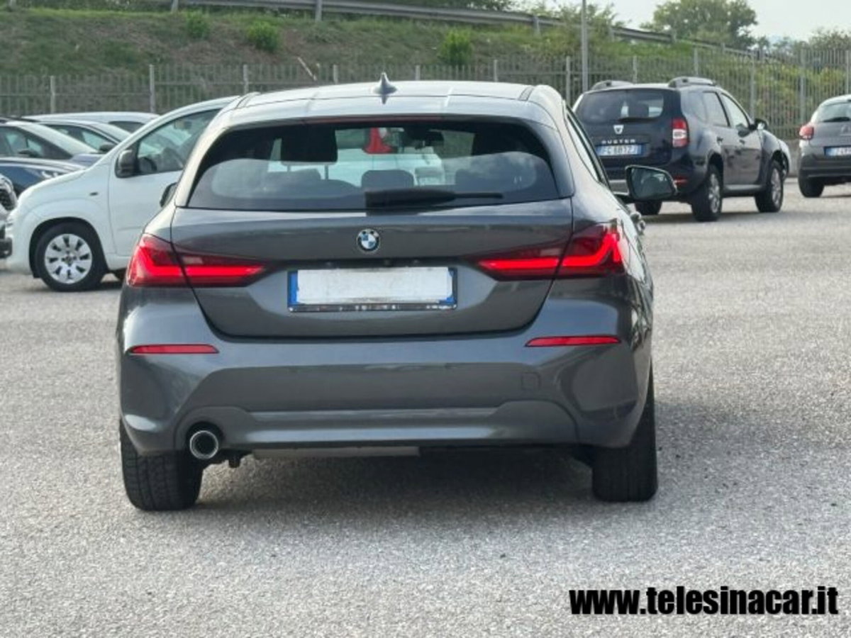 BMW Serie 1 116d 2.0 116CV cat 5 porte Attiva DPF (7)