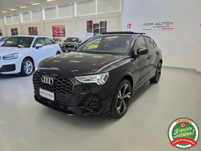 Audi Q3 Sportback 35 2.0 tdi Identity Black s-tronic usata