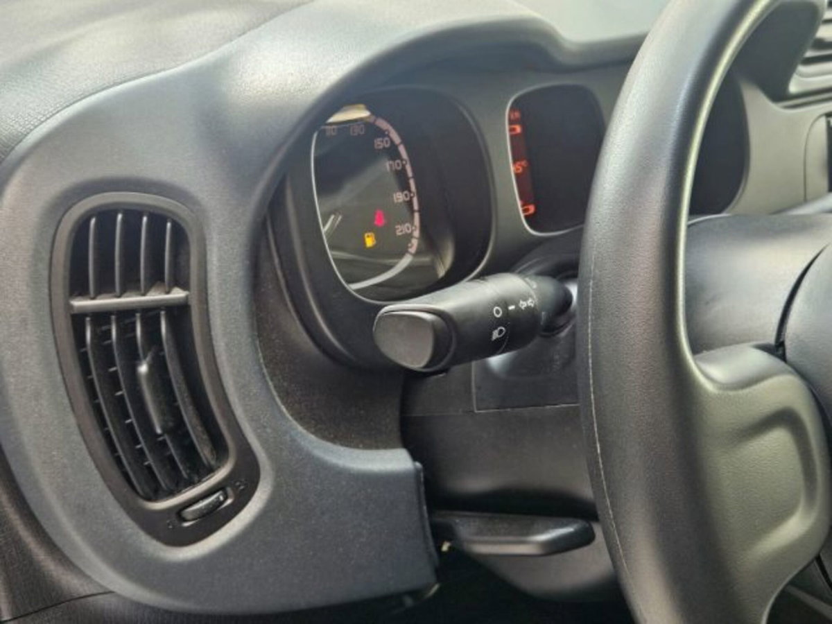 Fiat Panda 1.0 firefly hybrid s&s 70cv 5p.ti (14)