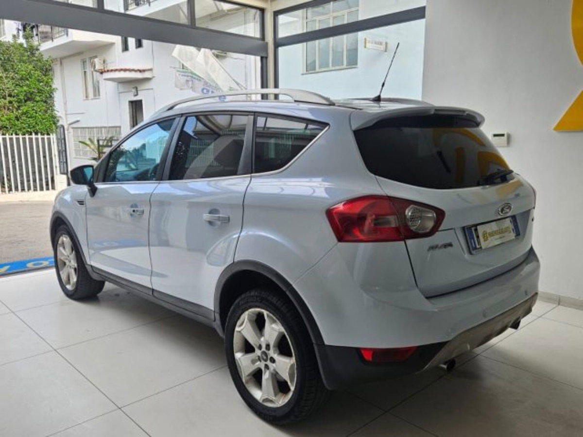 Ford Kuga 2.0 TDCi 136 CV 2WD Titanium DPF (8)