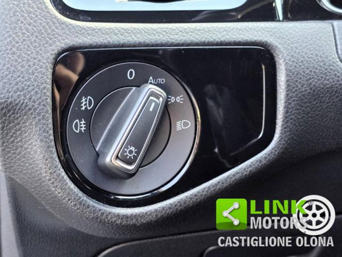 Volkswagen Golf Variant GTD 2.0 TDI DSG BlueMotion Technology (15)