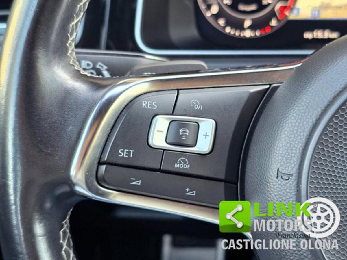 Volkswagen Golf Variant GTD 2.0 TDI DSG BlueMotion Technology (9)