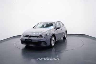 Volkswagen Golf Variant 2.0 TDI SCR DSG Life usata