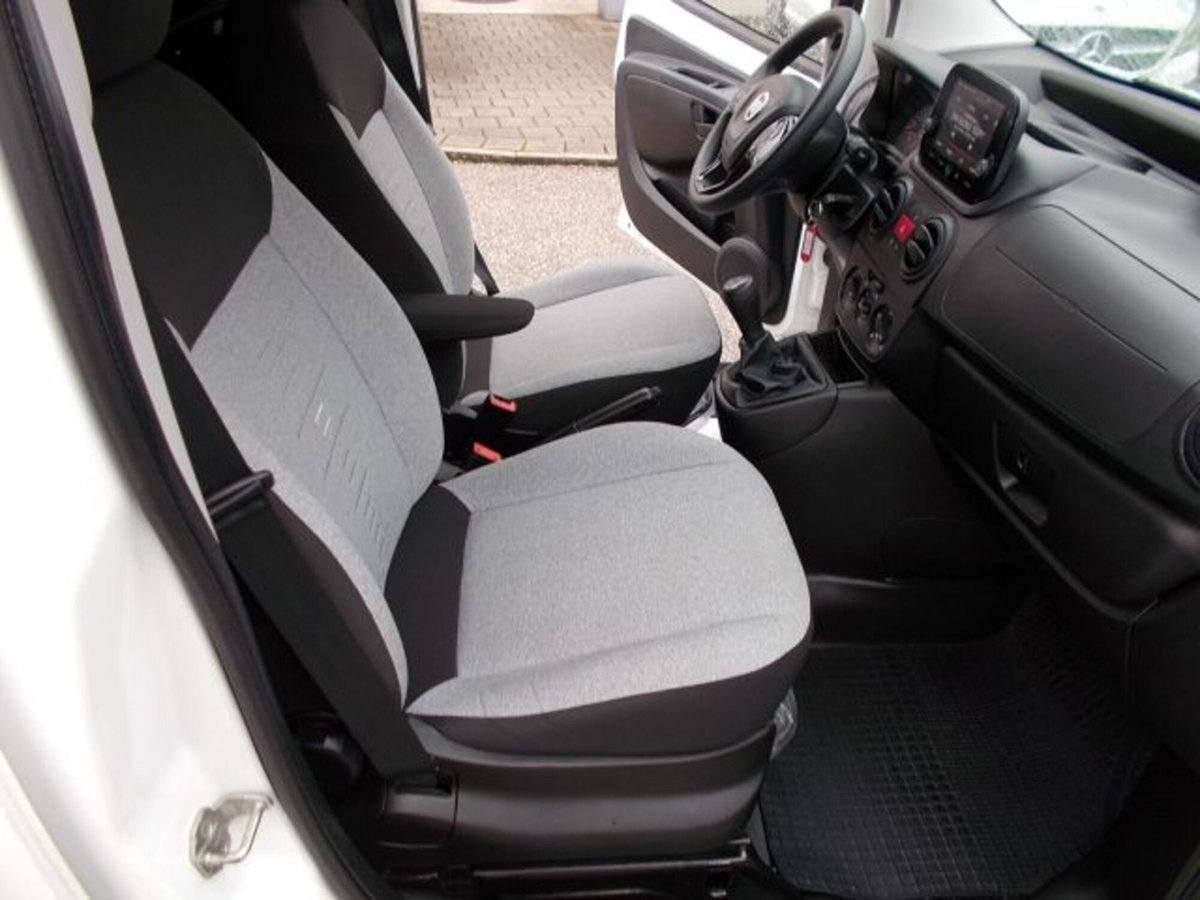 Fiat Fiorino Furgone cargo 1.3 mjt 95cv SX (11)