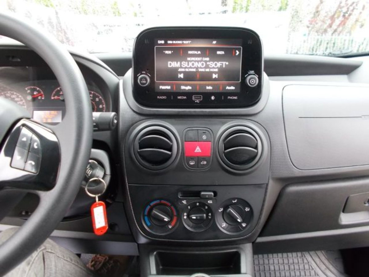Fiat Fiorino Furgone cargo 1.3 mjt 95cv SX (9)