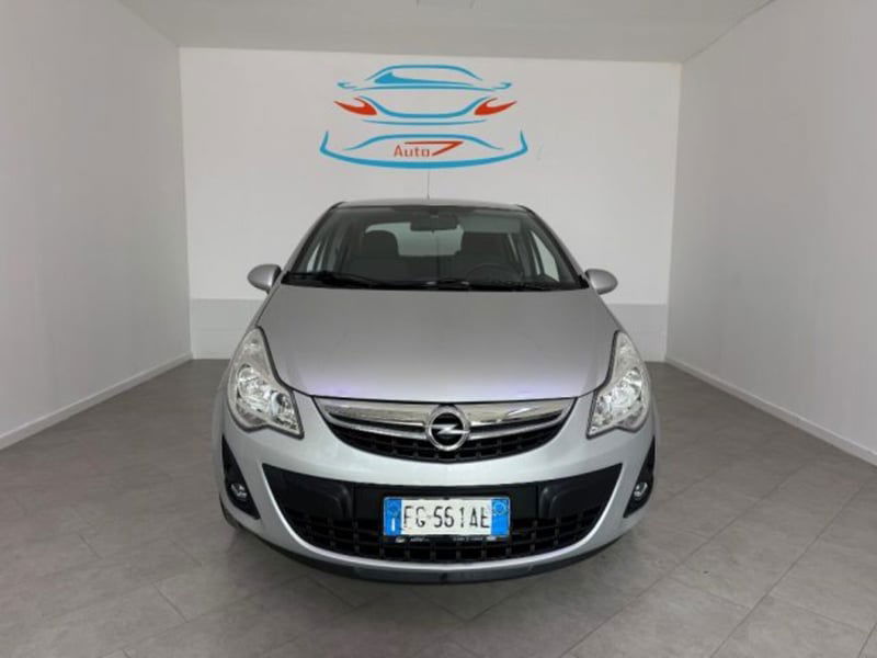 Opel Corsa 1.2 5 porte Cosmo