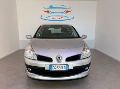 Renault Clio 1.2 16V 5 porte Luxe usata