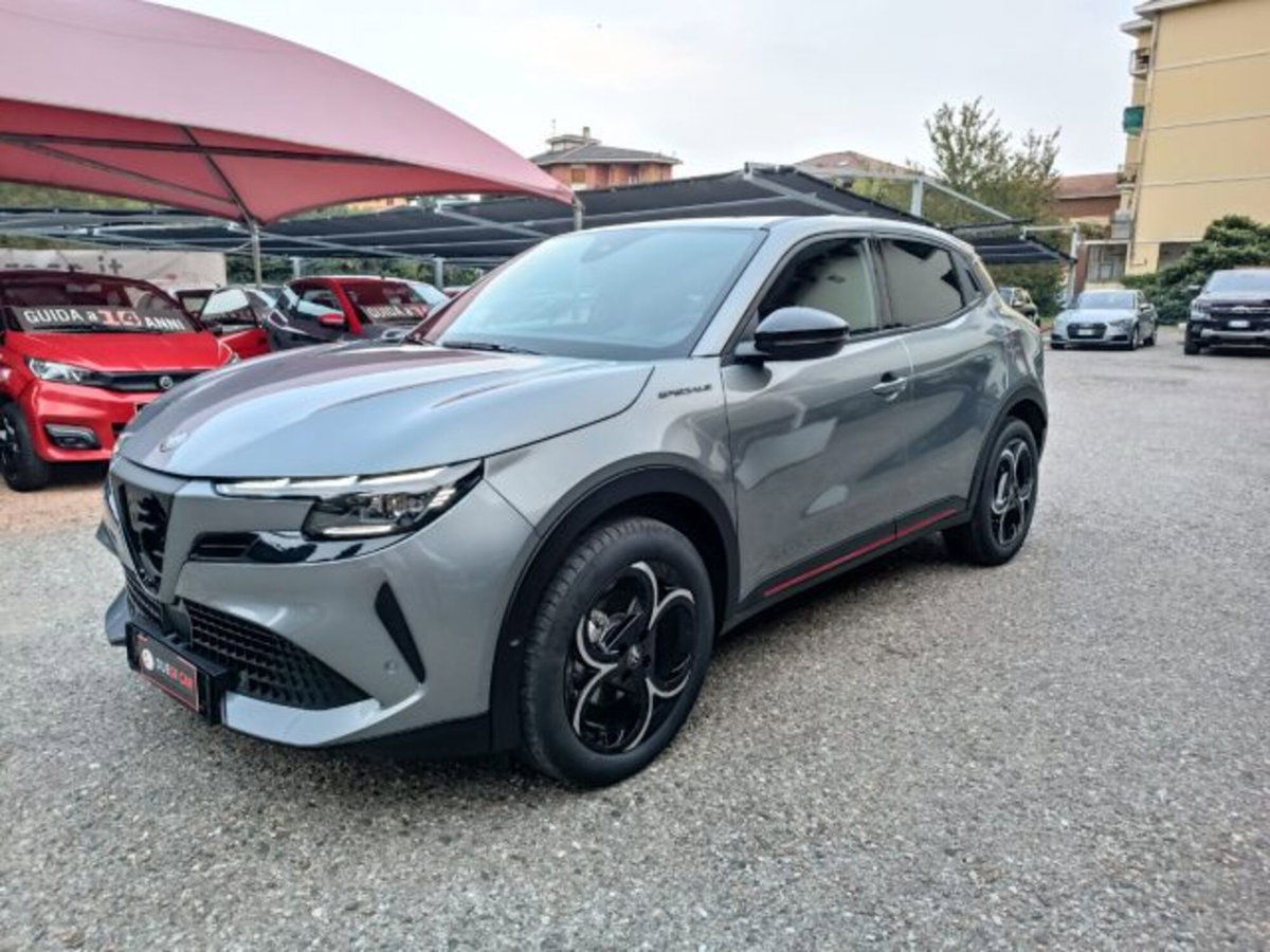 Alfa Romeo Junior elettrica Speciale 156cv (3)