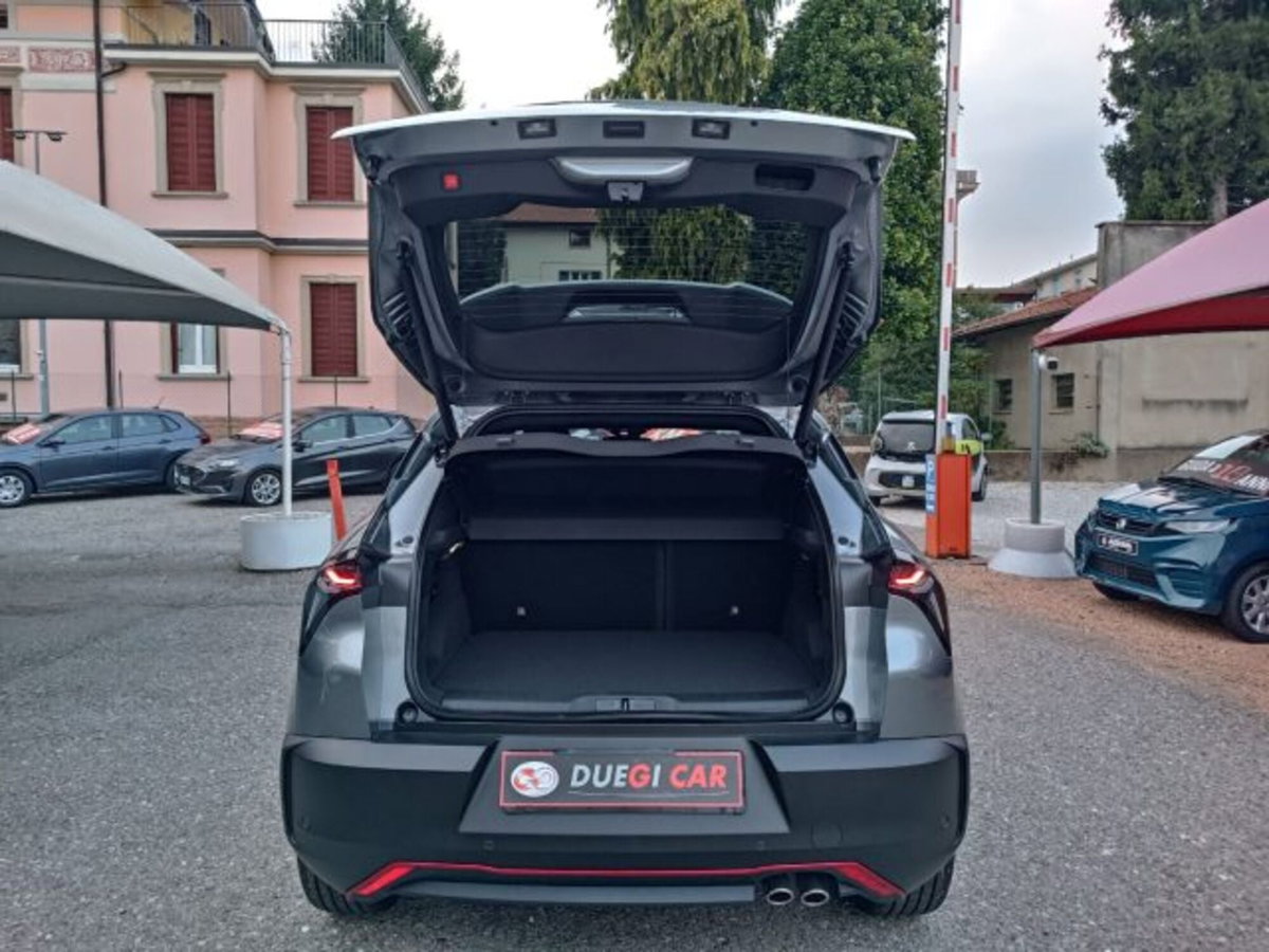 Alfa Romeo Junior elettrica Speciale 156cv (9)