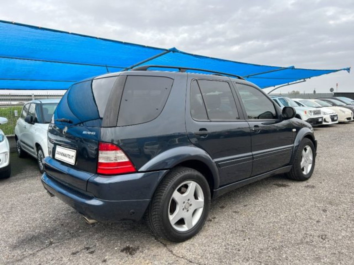 Mercedes-Benz Classe ML 55 cat AMG (4)