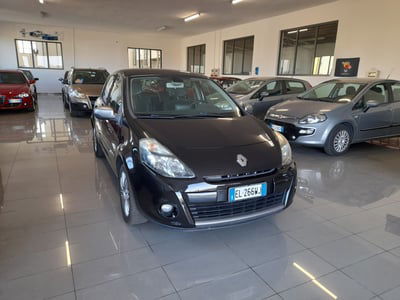 Renault Clio 1.2 16V 5 porte Dynamique usata