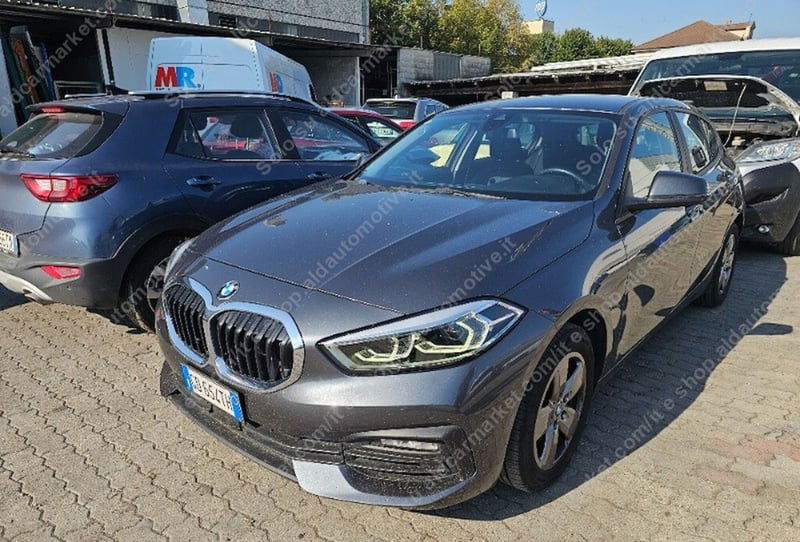BMW Serie 1 116d 2.0 116CV cat 5 porte Attiva DPF