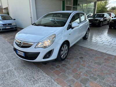 Opel Corsa 1.2 85CV 5 porte GPL-TECH Ecotec usata