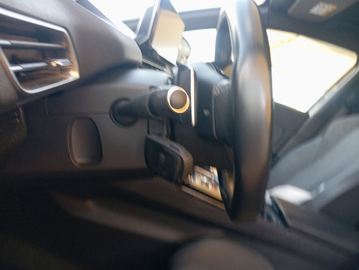 Peugeot 3008 PureTech Turbo 130 S&S EAT8 Allure (12)