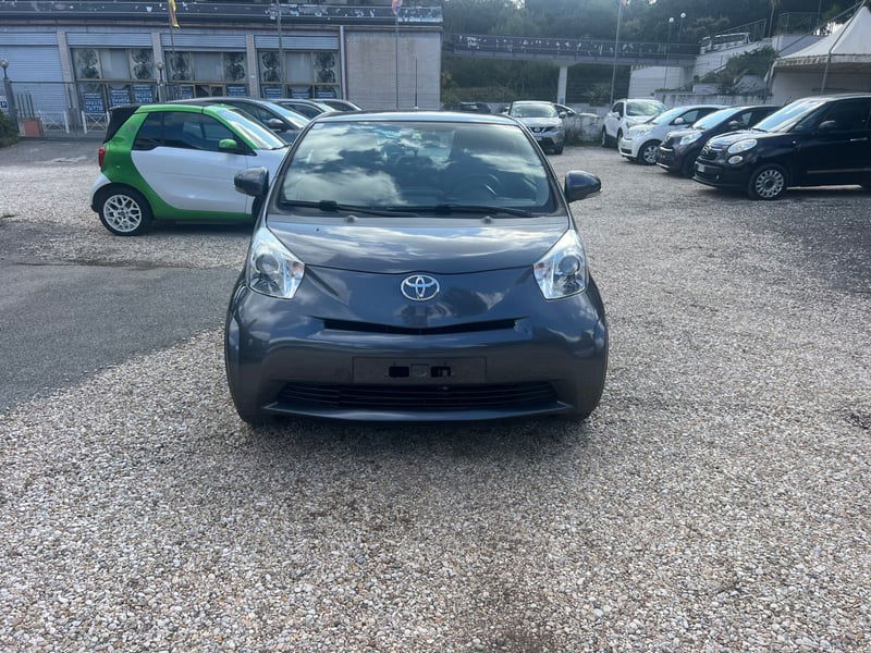 Toyota iQ 1.0 CVT Lounge