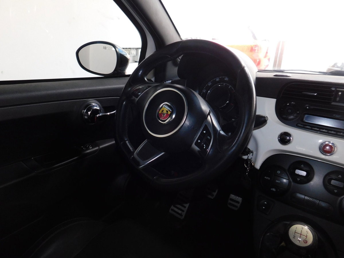 Abarth 595 Cabrio 595 C 1.4 Turbo T-Jet 160 CV Turismo (17)