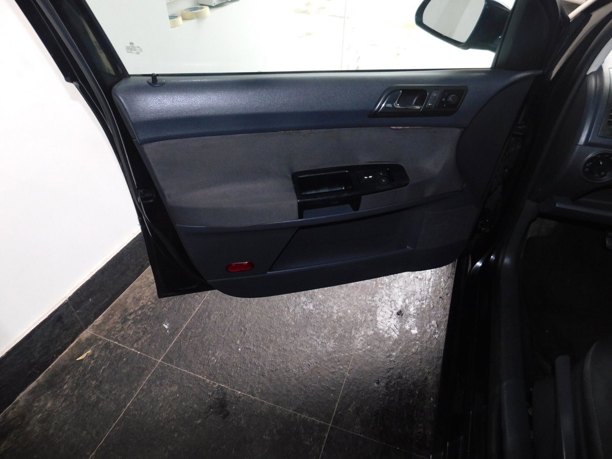 Volkswagen Polo 1.4/69CV TDI 5p. Comfortline (5)