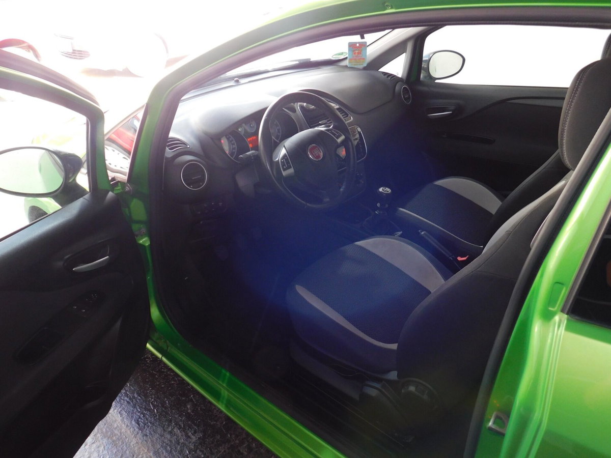 Fiat Punto 0.9 TwinAir Turbo S&S 3 porte TwinAir (4)