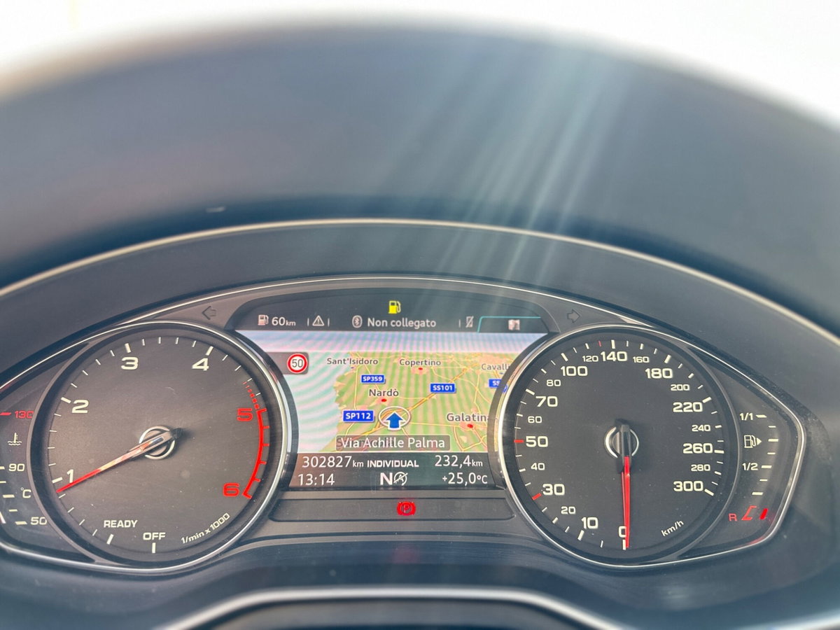 Audi A4 2.0 TDI 190 CV ultra S tronic Business Sport (12)