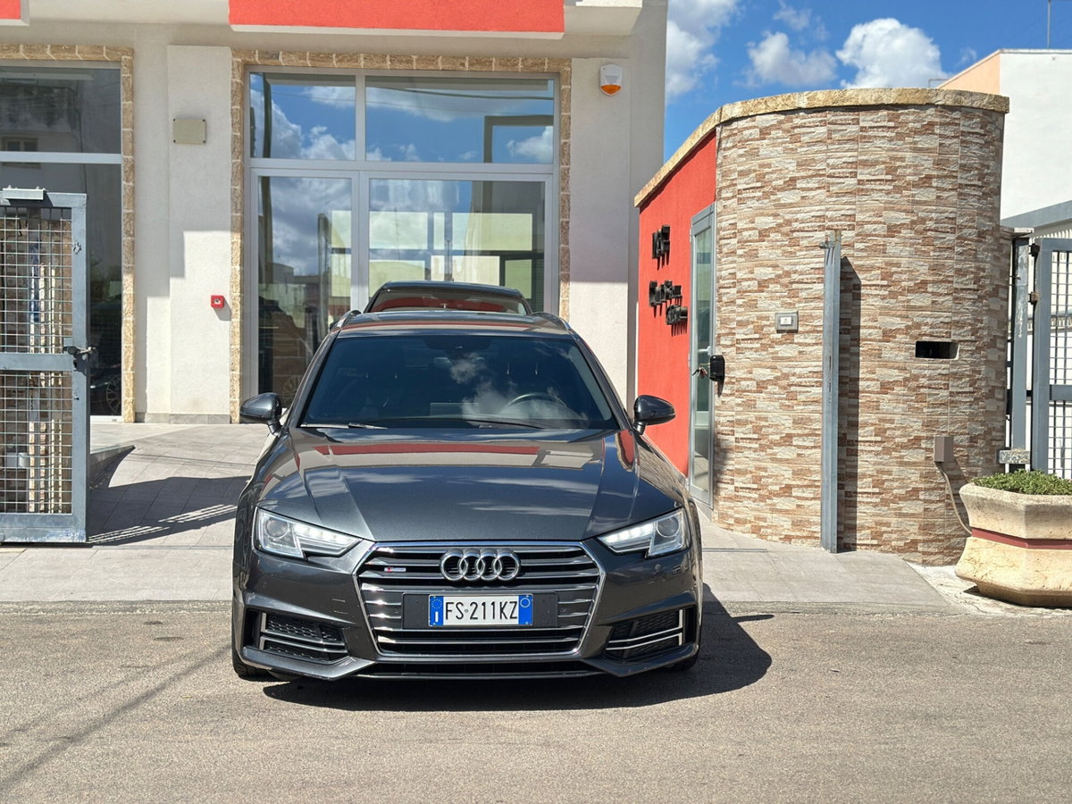 Audi A4 2.0 TDI 190 CV ultra S tronic Business Sport (2)