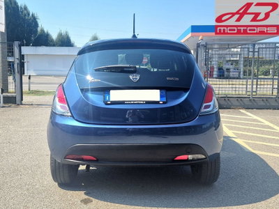 Lancia Ypsilon 1.0 FireFly 5 porte S&S Hybrid Ecochic A. Ferretti (6)