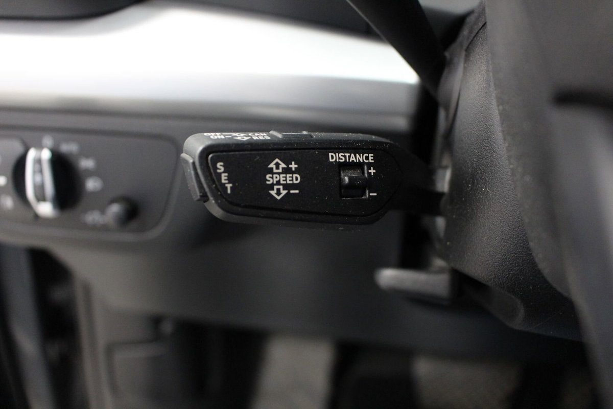 Audi Q5 40 TDI quattro S tronic Business (14)