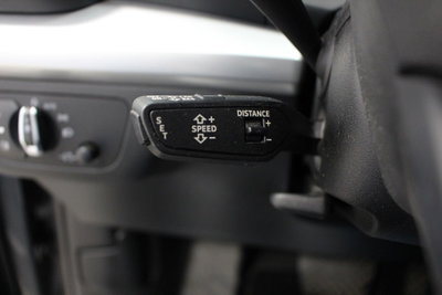 Audi Q5 40 TDI quattro S tronic Business (14)