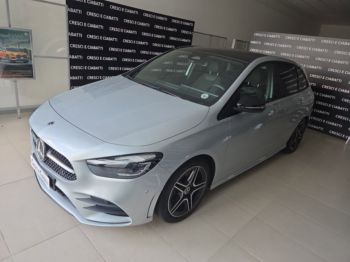 Mercedes-Benz Classe B 180 AMG Line Premium auto