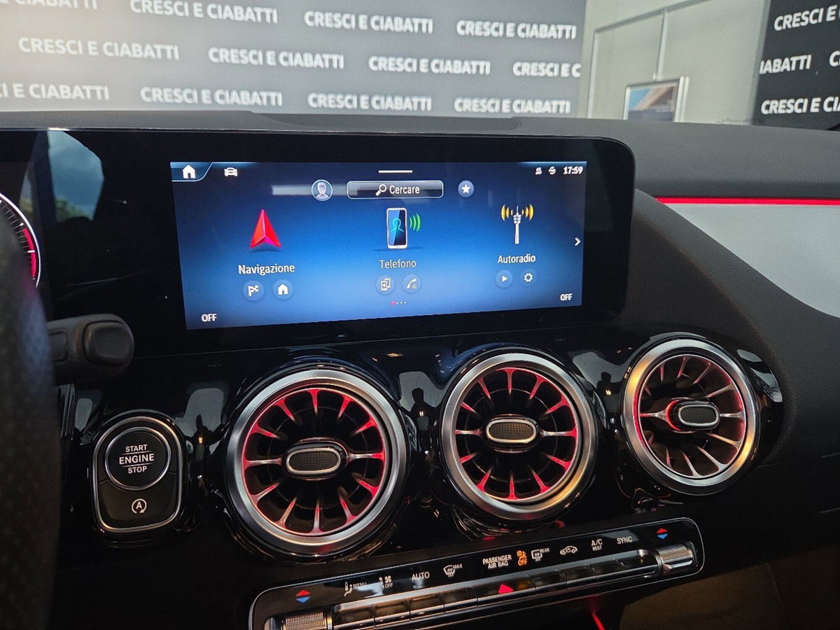 Mercedes-Benz Classe B 180 AMG Line Premium auto (12)