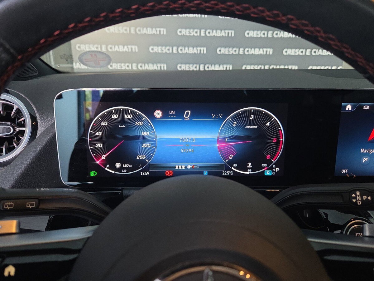 Mercedes-Benz Classe B 180 AMG Line Premium auto (13)