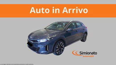 Kia XCeed 1.6 crdi mhev Business 136cv dct usata