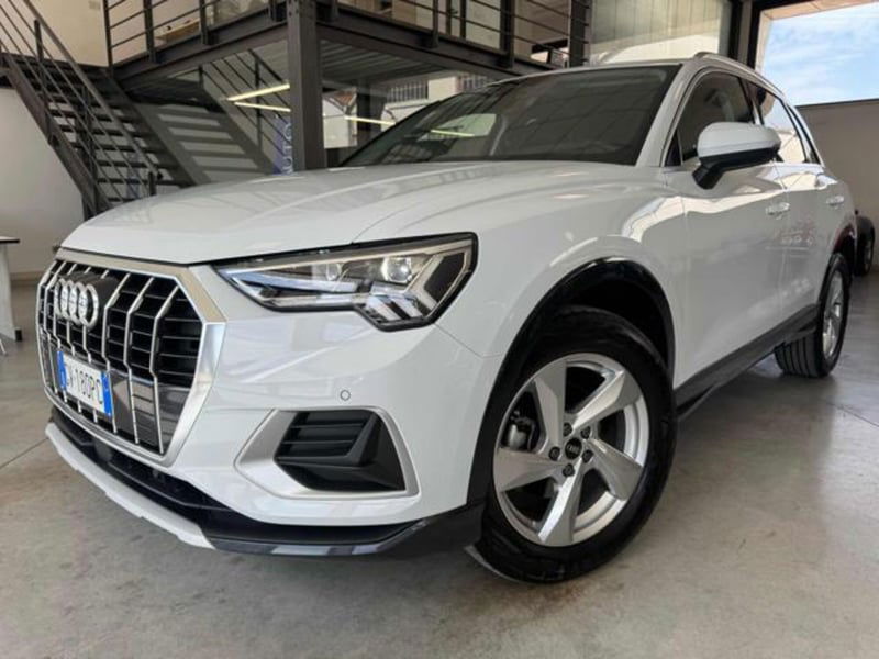 Audi Q3 35 TDI quattro S tronic Business Advanced