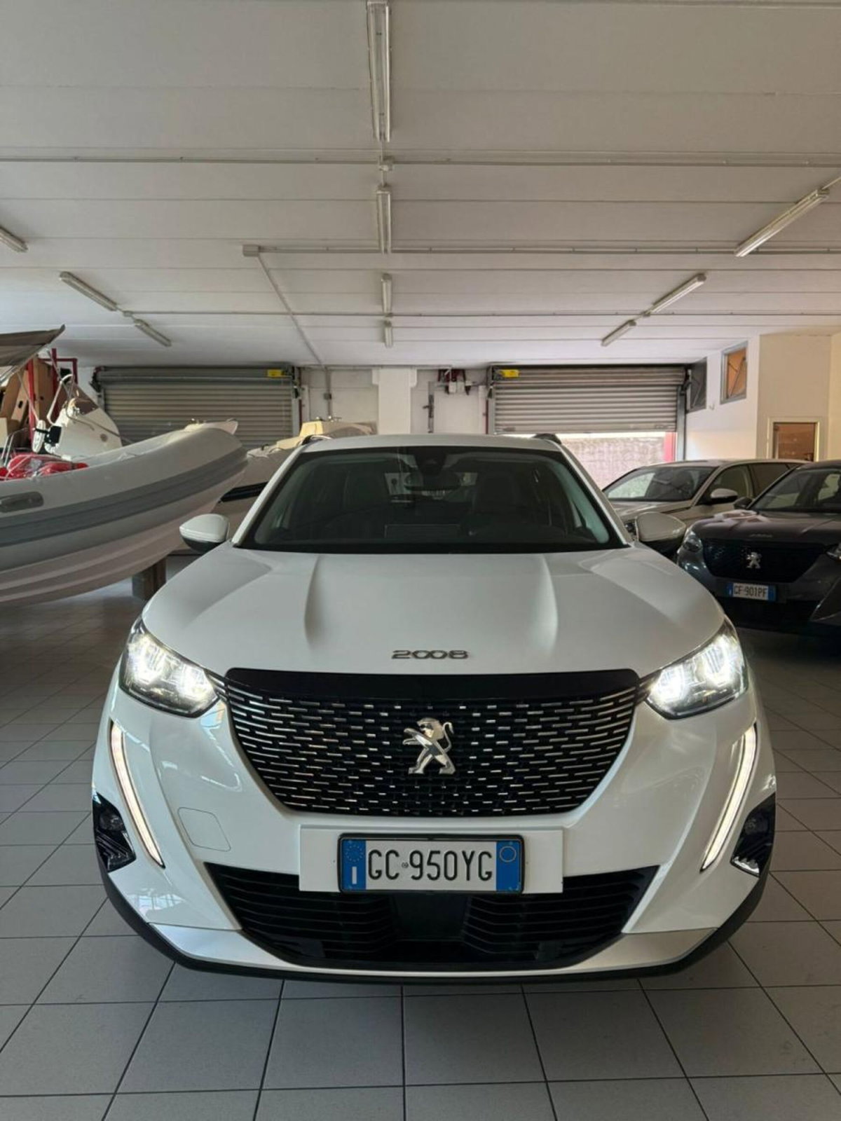 Peugeot 2008 BlueHDi 130 S&S EAT8 Allure Pack (3)