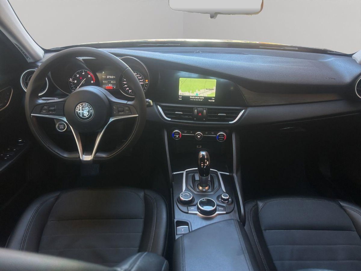Alfa Romeo Giulia 2.2 Turbodiesel 150 CV AT8 Super (11)